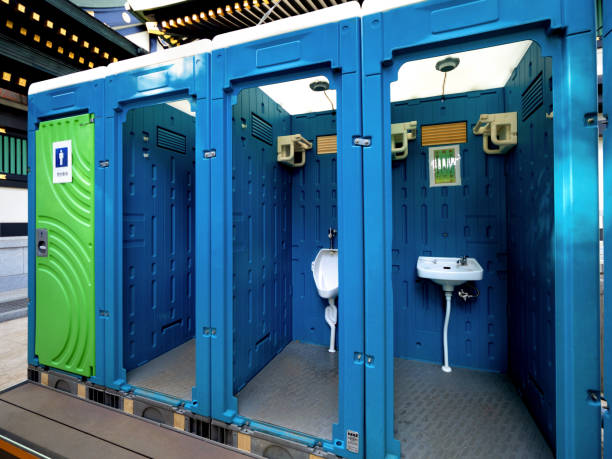 Portable Toilet Options We Offer in Garden City South, NY
